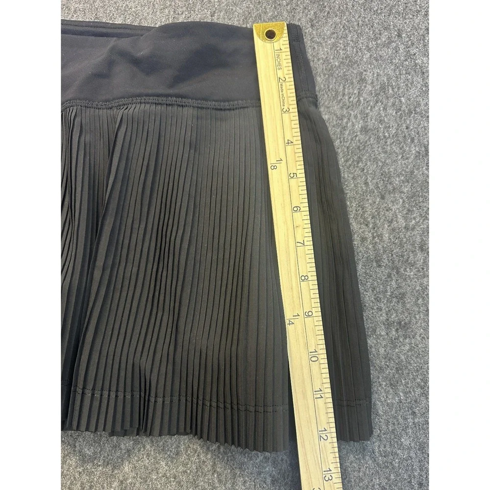 Lululemon Pleat To Street Skirt III Skort Shorts Black Size 4 Tennis Pickleball - Picture 9 of 16